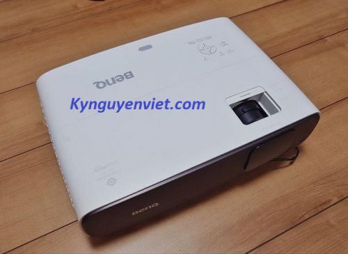 Máy chiếu BenQ W2700 cũ