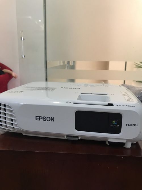 Máy chiếu Epson EB-W05 cũ