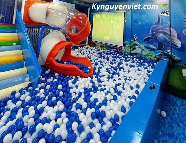 Máy chiếu ném bóng tương tác khu vui chơi Khánh Hòa